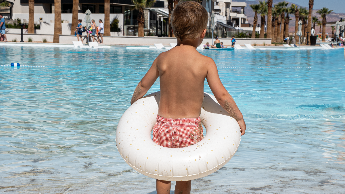 Tan and white sectioned mini pool ring for toddlers