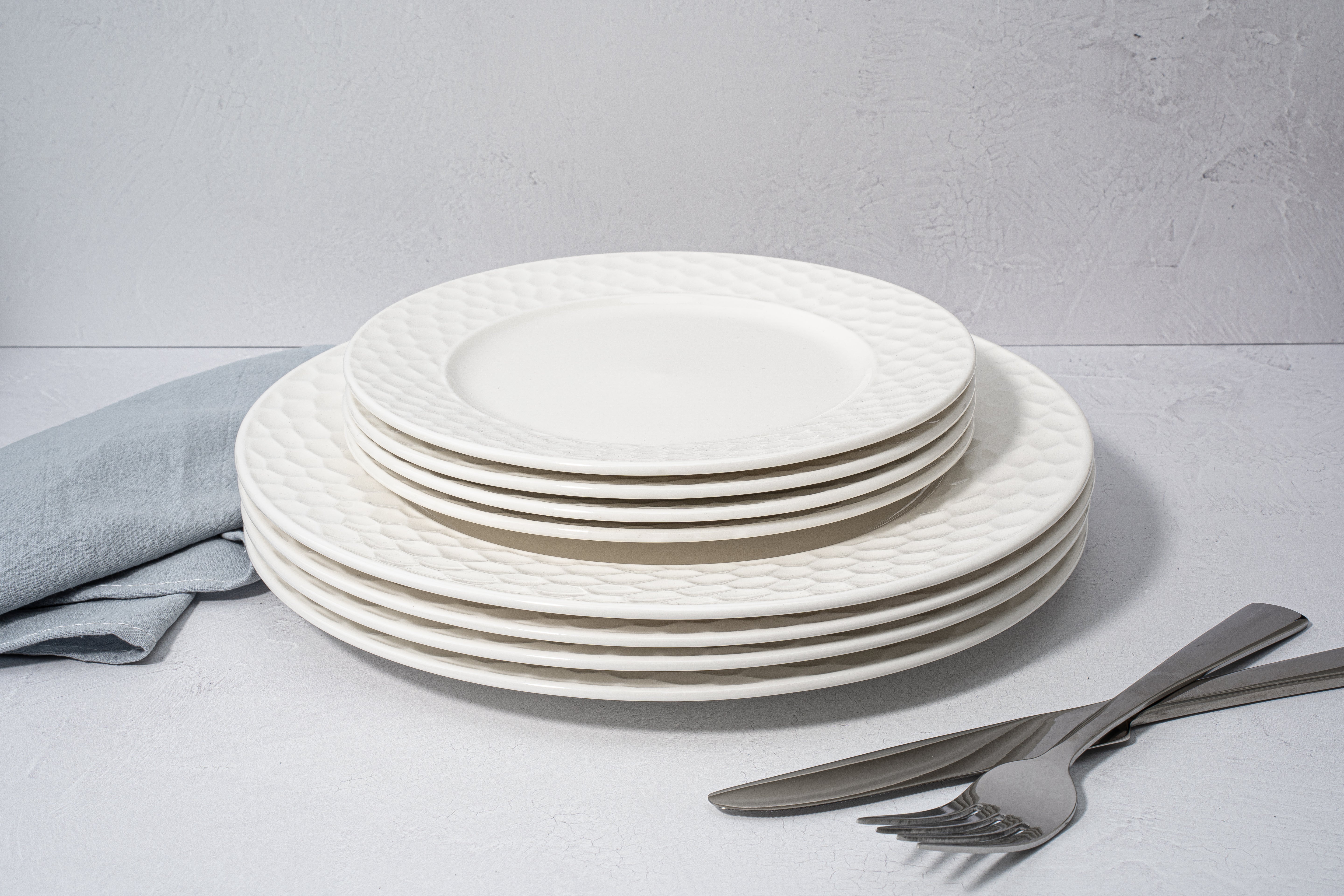Santorini Collection - Bone China 12 Piece Dinnerware Set (Honeycomb)