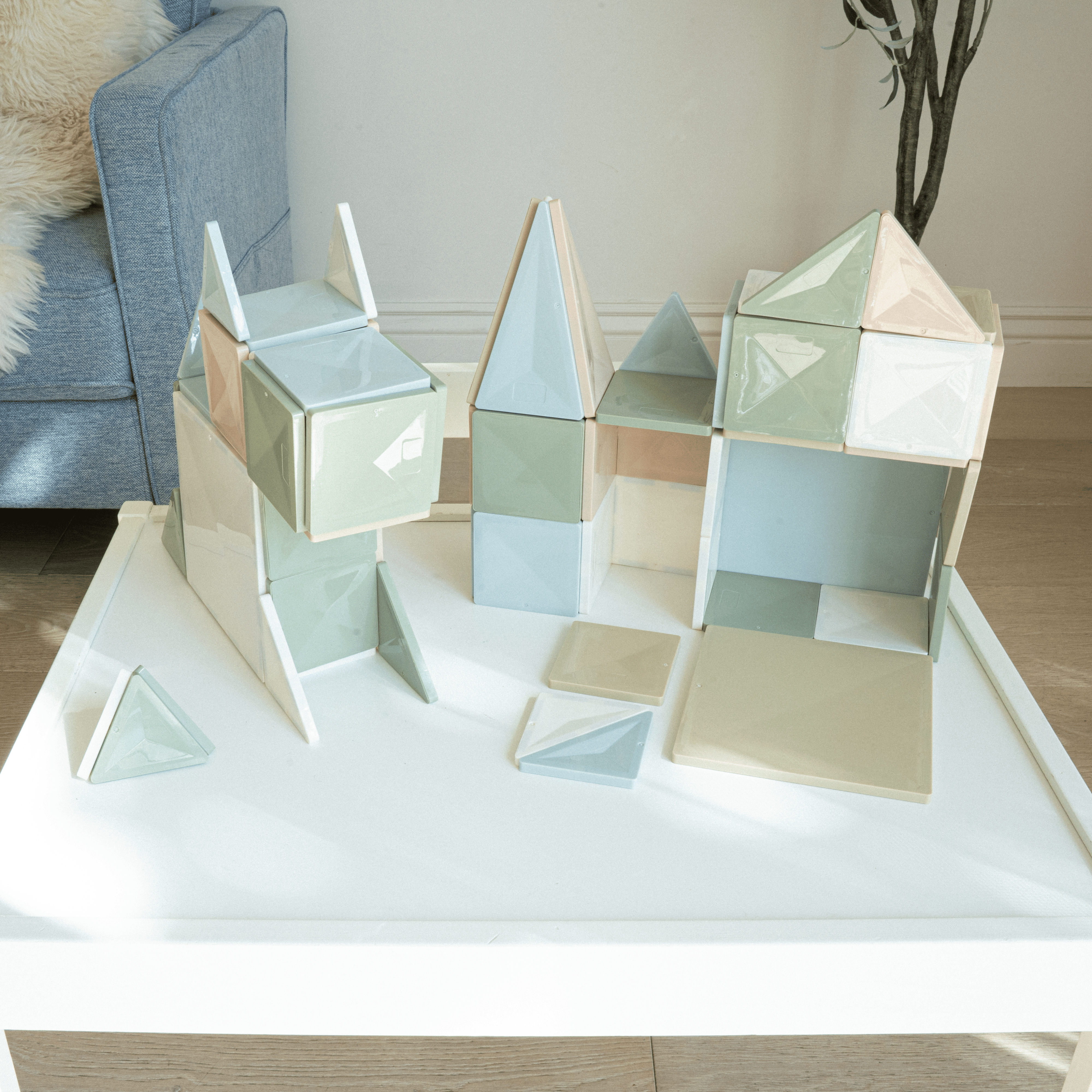 Magnetic Tile Play Set