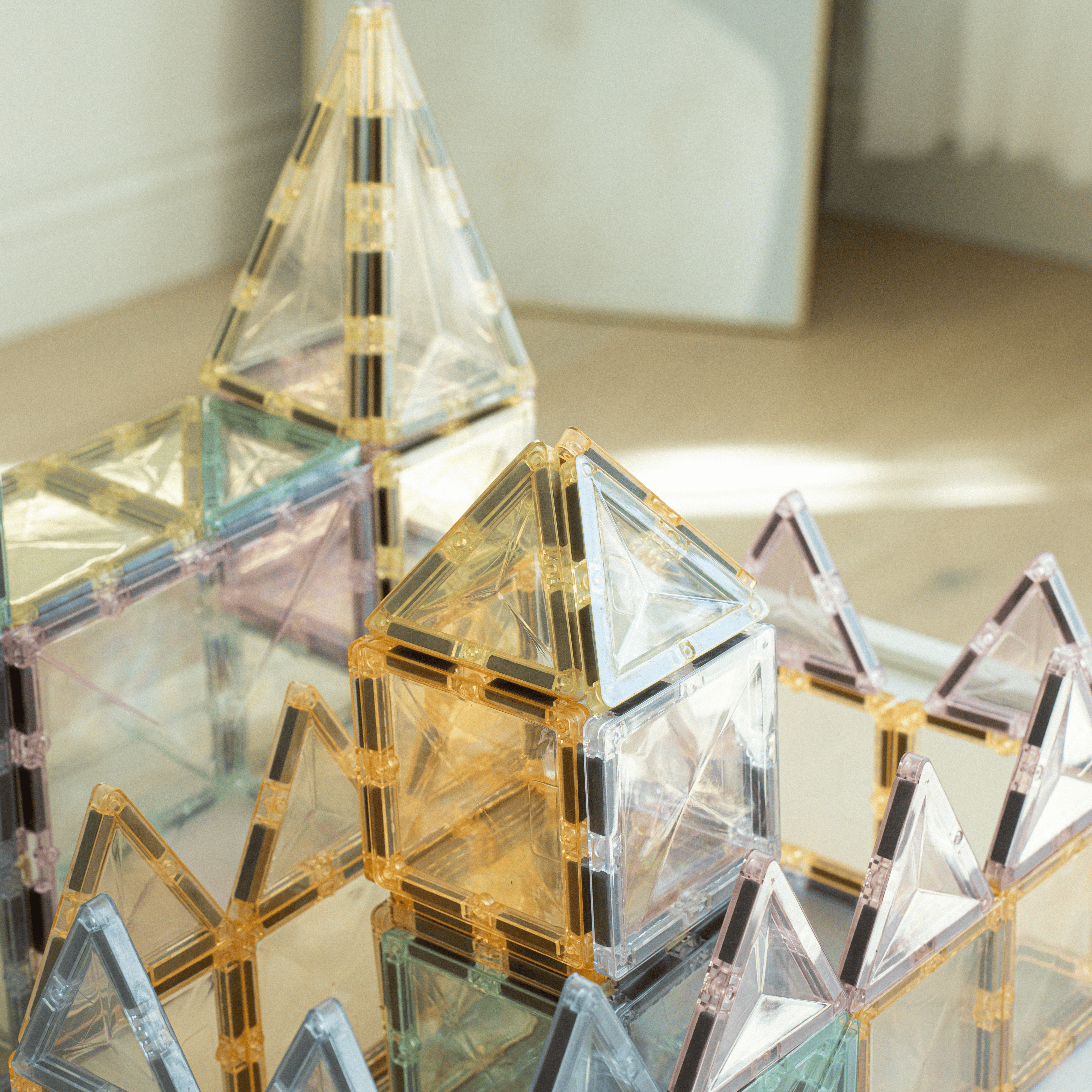 Magnetic Tile Play Set