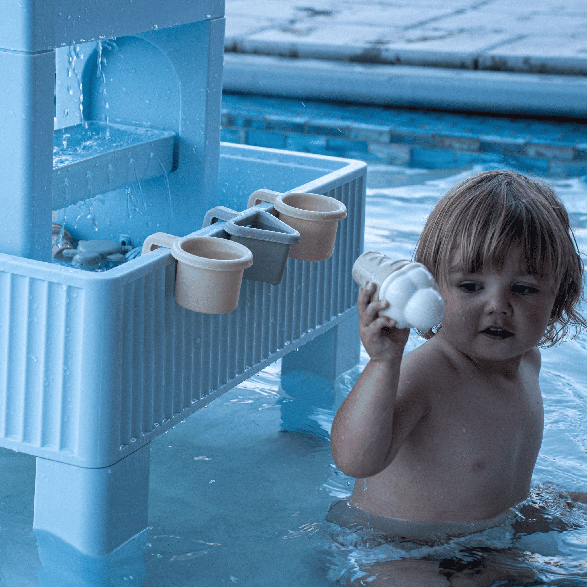 Splash & Play Table